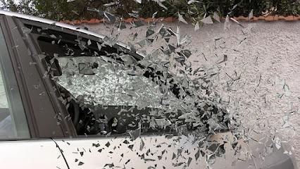 A&Amp;A Auto Glass