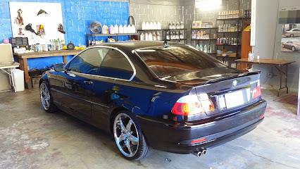 Negocio Alvaro Auto Detail - Auto Detailing-Window Tinting- Heatlight Restoration