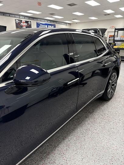 Negocio Black Optix Tint Round Rock