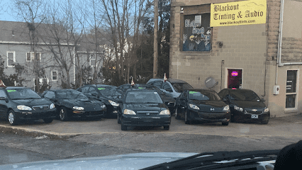 Negocio Blackout Tinting &Amp; Detailing