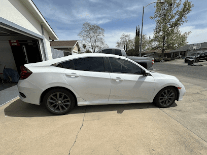 Negocio Boss Window Tint - Text To Schedule