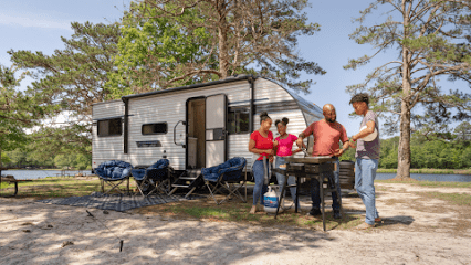 Negocio Camping World - Menifee
