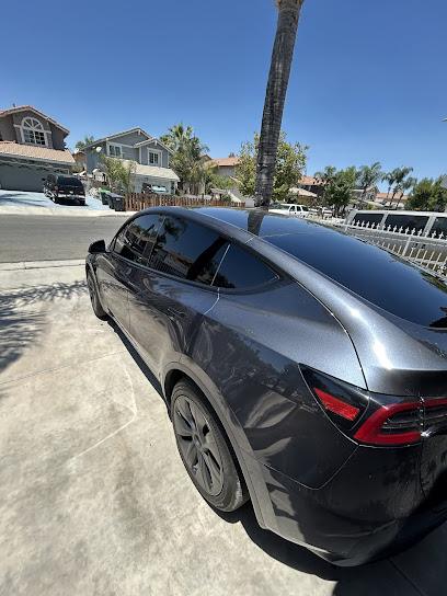 Negocio Chimbo’s Window Tint