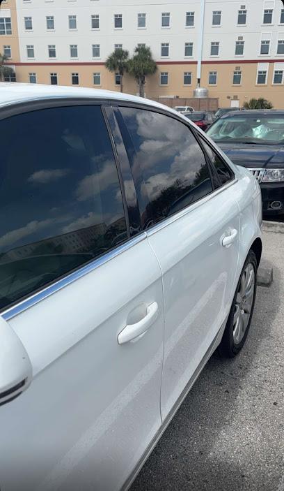 Negocio Distinctive Window Tinting