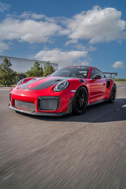 Negocio Essence Motorsports