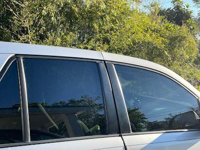 Negocio Grady’s Glass Tinting