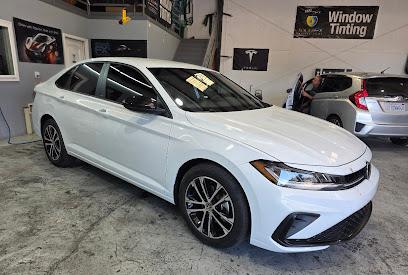 Negocio Hp Auto Glass &Amp; Tinting Llc.