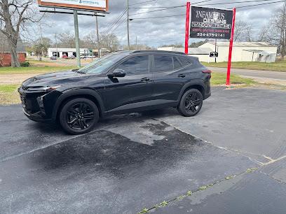 Negocio Infamous Designs Window Tinting