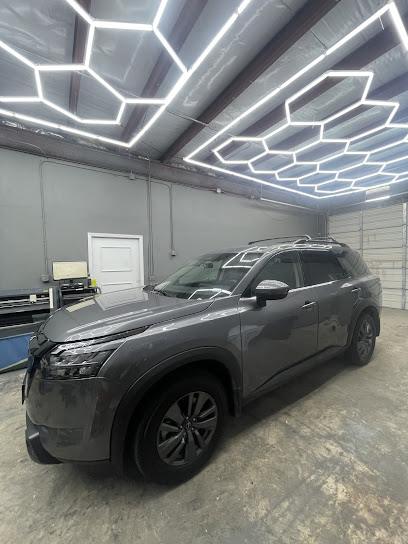 Negocio Khan’s Custom Tints