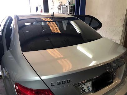 Lauro's Mobile Window Tint
