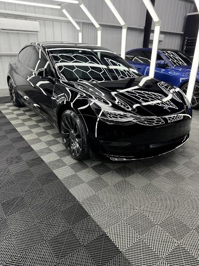 Negocio Millers Detail Garage | Ceramic Pro Panama City Beach