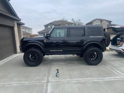 Negocio Platinum Finish Mobile Detailing - Roanoke