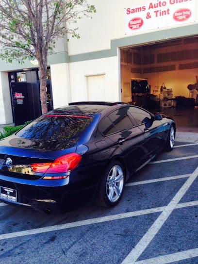 Negocio Sams Auto Glass &Amp; Tint