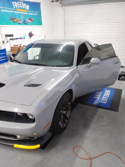 Negocio Shelley Tint &Amp; Auto Glass Repair