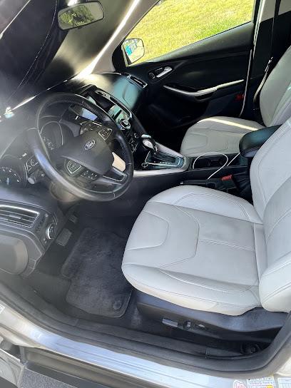 Negocio Step Above Auto Detailing Llc.