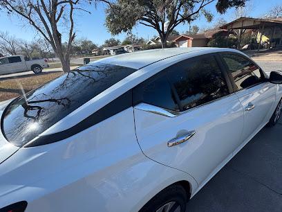 Negocio Tinted Visionz Automotive Tint & Detailing