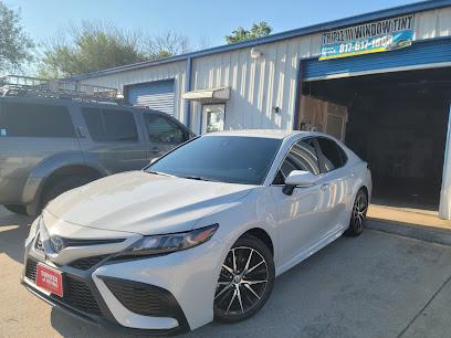 Negocio Triple Iii Window Tint