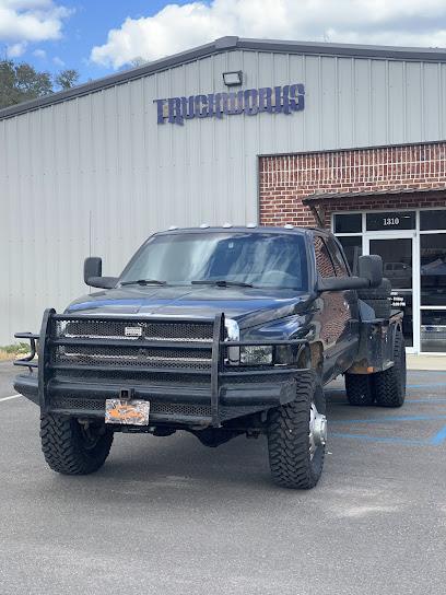 Negocio Truckworks Automotive Outfitters