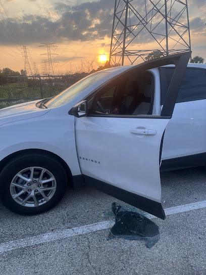 Negocio V's Auto Glass
