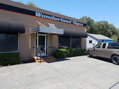 Negocio Wonderland Signs Inc