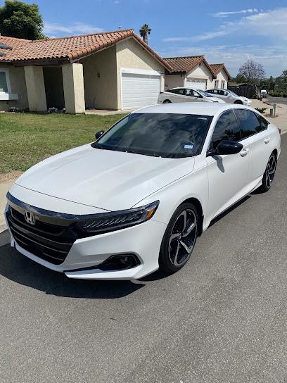 Negocio Auto Lavish Detailing Inc.