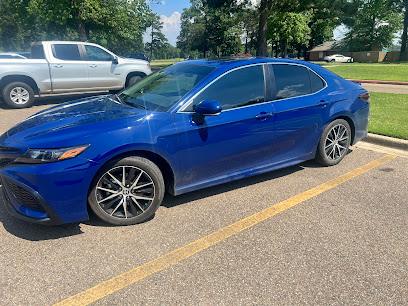 Negocio Braddock's Alan Auto Trim & Tint