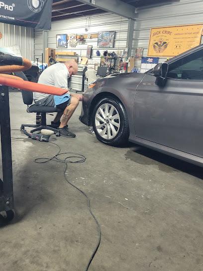 Negocio Doctor Detail Hand Car Wash And Window Tinting Riverview Fl.