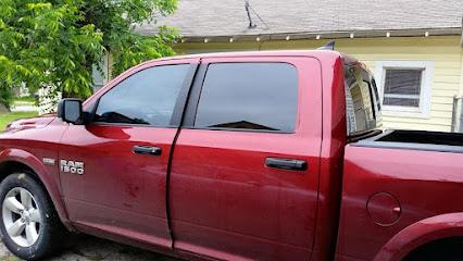 Negocio Extreme Tint & Decals