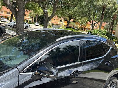 Negocio Family Mobile Window Tint