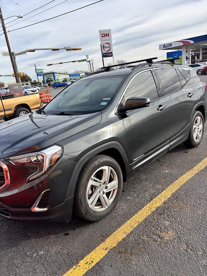 Negocio Glashaus Garage Llc | Auto Glass & Window Tint
