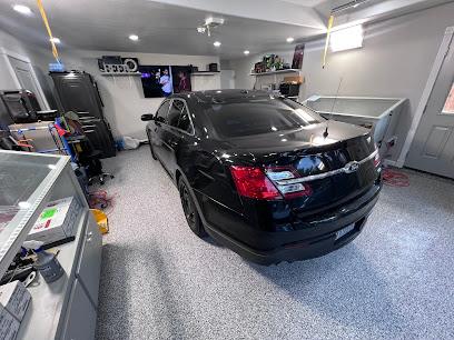 Negocio Louie’s Custom Glass Tinting