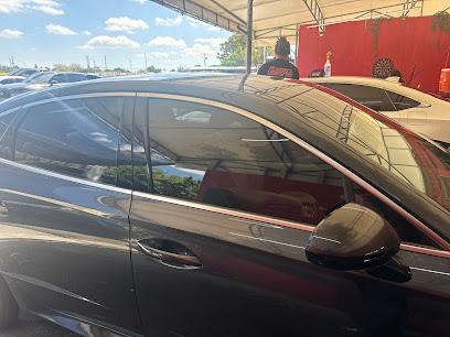 Negocio Moreno's Window Tint