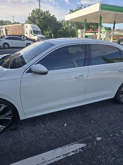 Negocio Reid's Glass Tinting & Auto Detailing