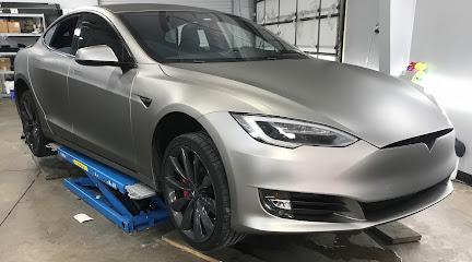 Vista Auto Trendz / Vinyl Car Wraps / Paint Protection Film / Ceramic Coating / Window Tint